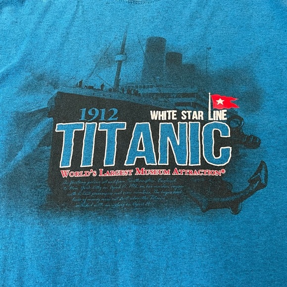 1912 Titanic White Star Line Museum T-Shirt Size Medium Cool blue t-shirt with - Picture 2 of 3
